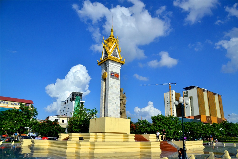 SIHANOUK VILLE - BOKOR - PHNOM PENH Tour Du Lịch Campuchia-1